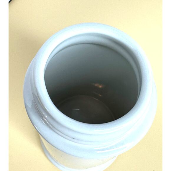 Vintage San Remo Himark Parmesan Cheese Shaker w/Complete Lid Ensamble - Picture 4 of 8